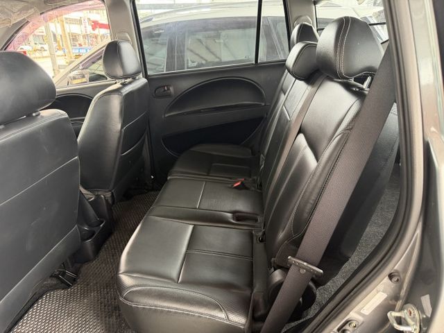 5人小客貨│僅跑8萬8│定速.快控.後出風口【 0元交車】【強力過件】【誠可議】  第9張相片