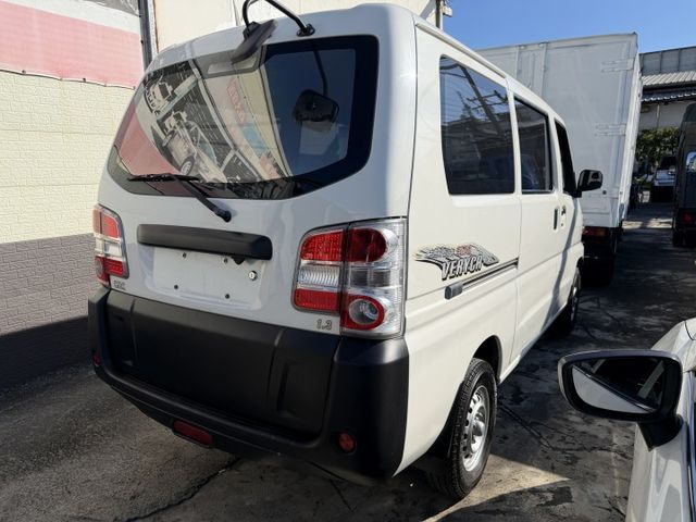 菱利 5人座 客貨2用 僅跑10萬 認證車 無待修 電洽0906-000866  第2張相片