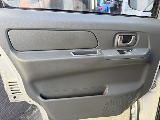 菱利 5人座 客貨2用 僅跑10萬 認證車 無待修 電洽0906-000866  第6張相片