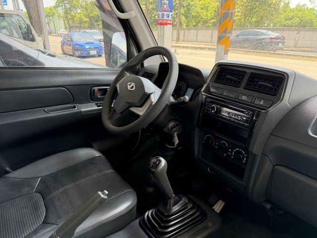 菱利 2人 貨車版 盲點/前後倒車顯像 載貨空間超大  第12張相片