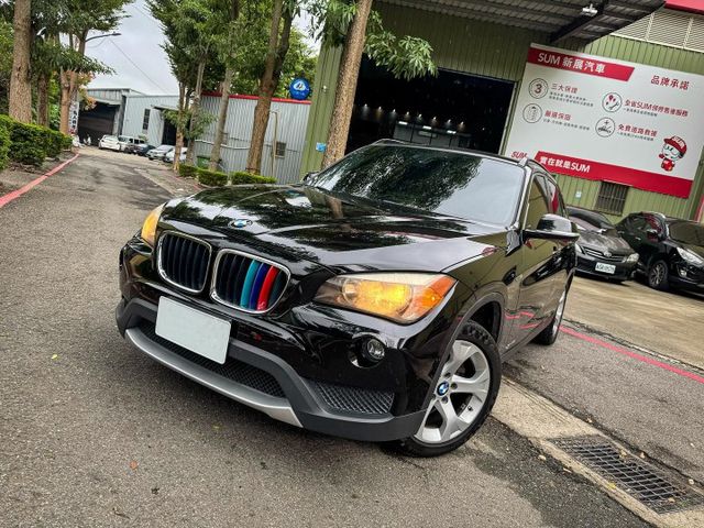 CP值超高 便宜進口小休旅 原鈑件 跑很少 無待修 現在免40萬開走 2013 BMW X1 28I  第2張相片