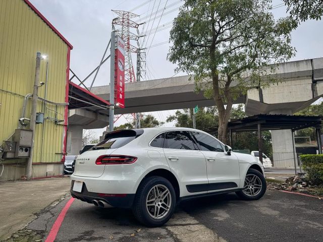 你離保時捷最近的一次 7X萬開走 2014 Macan S 3.0 總代理  第3張相片