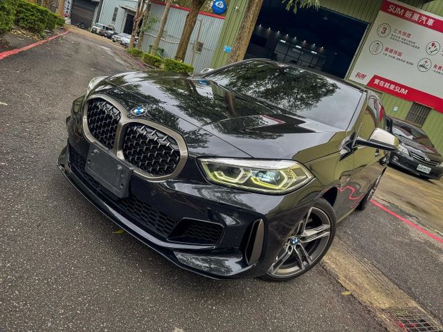 性能小鋼炮M135i 稀有物件 2.0有306匹 省稅金大馬力 2019 BMW M135i xDrive  第2張相片
