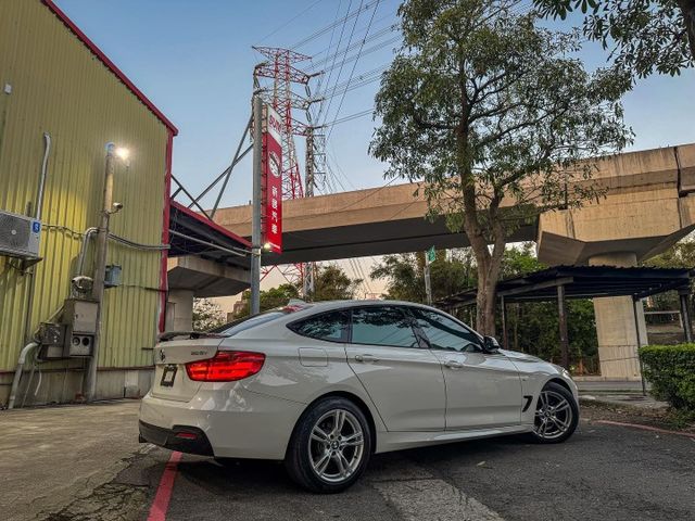 超貸 找錢神車 讓你有錢又有車 2015 BMW 328I GT M Sport 總代理  第3張相片