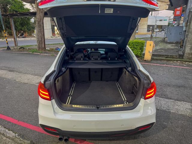超貸 找錢神車 讓你有錢又有車 2015 BMW 328I GT M Sport 總代理  第10張相片