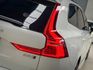 瑞典坦克 輕油電休旅車 安全配備滿滿 市場最便宜 稀有R-Design 2020 Volvo XC60 B5 R-D  第4張縮圖