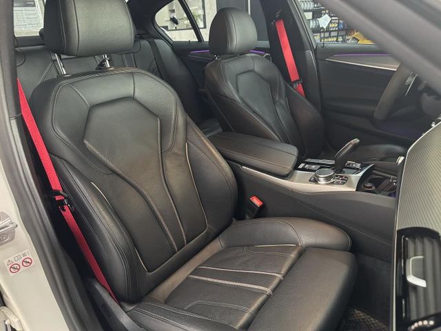 市場最便宜 免百萬開走 你要的正M版 有5AT 2018 BMW 520i M Sport  第7張相片