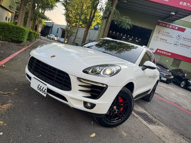 90萬左右馬肯S開回家 有全景 有Bose 有14向 2015 Macan S 3.0 總代理  第2張相片