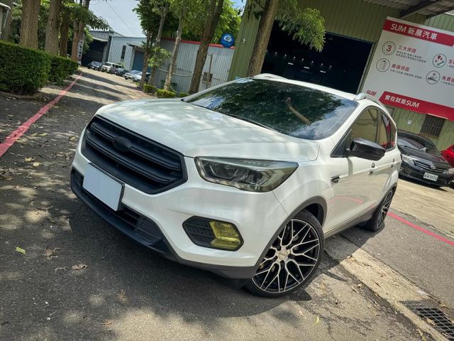 月付5xxx開回家CP值休旅車 改帥帥 跑不多 原鈑件 認證車 2018 KUGA 1.5 最頂級  第2張相片