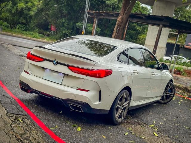 性能小鋼炮M235i 稀有物件 2.0有306匹 省稅金大馬力 2020 BMW M235i xDrive GC  第5張相片