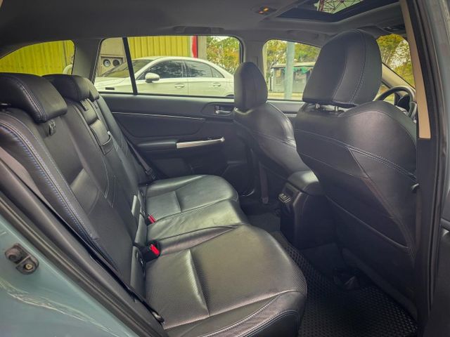 上次誰說要找2.0ES的 原廠水泥灰 全車好料 質感改 現在5X萬開走 2019 Levorg 2.0 GTS ES  第8張相片