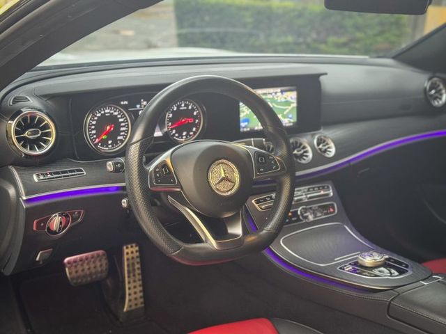 配備超好 稀有AMG 秒殺價免百萬 總代理 原鈑件 23P跟車 柏林 香氛 全都有 E200 AMG Coupe  第5張相片