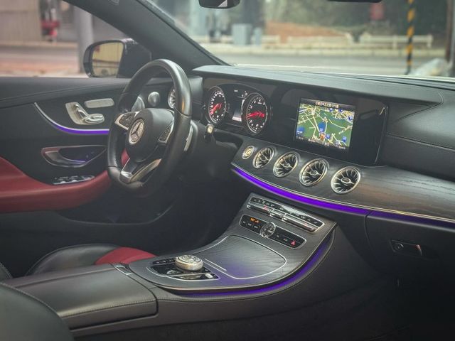 配備超好 稀有AMG 秒殺價免百萬 總代理 原鈑件 23P跟車 柏林 香氛 全都有 E200 AMG Coupe  第6張相片