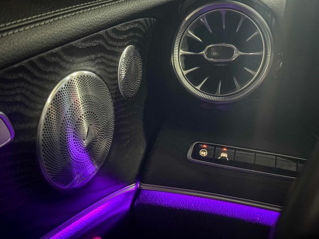 配備超好 稀有AMG 秒殺價免百萬 總代理 原鈑件 23P跟車 柏林 香氛 全都有 E200 AMG Coupe  第9張相片