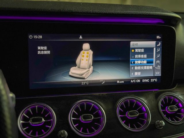 P3最頂級 P20 電吸門 按摩椅 香氛套件 全景 現在百萬左右即可擁有 2017 E300 AMG P3  第10張相片