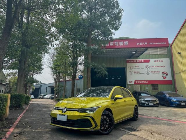 短小精幹 十句內成交送你全車貼膜 幫你改好了 質感改 回去帥 月付免萬元 2021 GOLF 280eTSI RLine  第1張相片