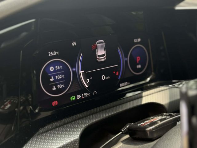 短小精幹 十句內成交送你全車貼膜 幫你改好了 質感改 回去帥 月付免萬元 2021 GOLF 280eTSI RLine  第11張相片