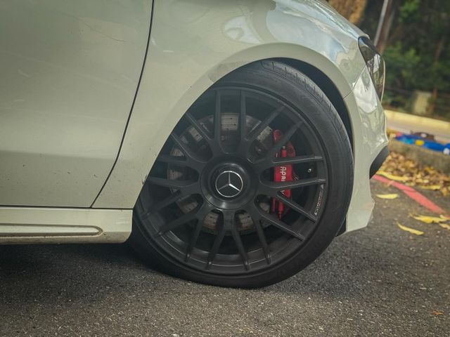 這台改帥帥 月付8xxx開走 非常好養的一台車 又帥又好開 2014 CLA250 AMG 4MATIC  第3張相片