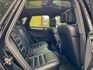 配備不錯 全景 電懸 18項 Bose音響 新車不含選配430多萬 2016 Macan Turbo  第10張縮圖