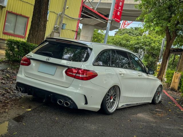 旅行車必須配氣壓避震 幫你改好了 月付免萬開走 2015 C250 AMG Estate  第5張相片