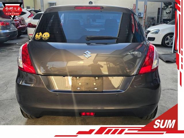 2014年 SWIFT 一手車，定速，導航，IKEY，ABS，兒童安全鎖，ISOFIX，胎壓監控，數位電視，霧燈  第6張相片