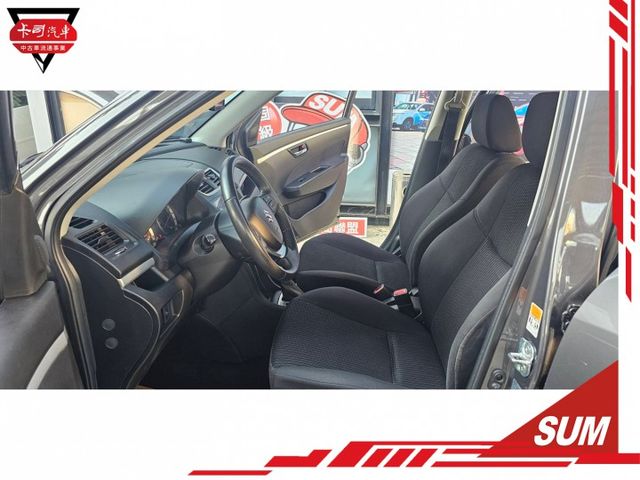2014年 SWIFT 一手車，定速，導航，IKEY，ABS，兒童安全鎖，ISOFIX，胎壓監控，數位電視，霧燈  第15張相片