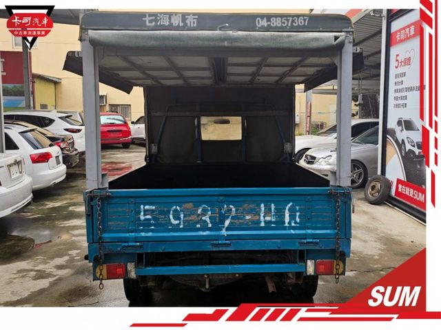 2003年，載貨神車，全車無待修，冷氣很冷，水噹噹~發財的好幫手!  第8張相片