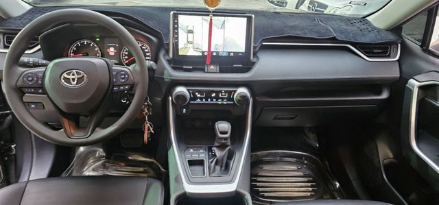 ✅恆溫 ✅定速 ✅倒車顯影✅衛星導航✅巡跡防滑✅CARPLAY✅ACC自動跟車✅環景✅安卓機♡《原廠保養》  第3張相片