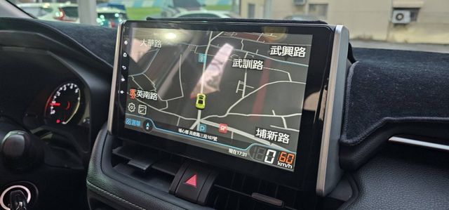 ✅恆溫 ✅定速 ✅倒車顯影✅衛星導航✅巡跡防滑✅CARPLAY✅ACC自動跟車✅環景✅安卓機♡《原廠保養》  第4張相片