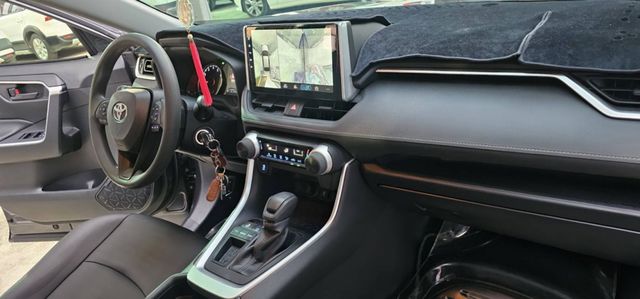 ✅恆溫 ✅定速 ✅倒車顯影✅衛星導航✅巡跡防滑✅CARPLAY✅ACC自動跟車✅環景✅安卓機♡《原廠保養》  第7張相片