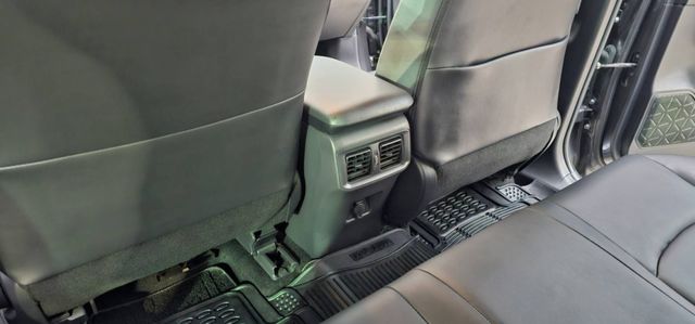 ✅恆溫 ✅定速 ✅倒車顯影✅衛星導航✅巡跡防滑✅CARPLAY✅ACC自動跟車✅環景✅安卓機♡《原廠保養》  第11張相片