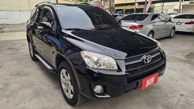 ˗ˏˋ 在地一手車 ˎˊ˗超低里程13萬公里 ~✅倒車顯影 ✅衛星導航 ✅環景 ˚ෆ 便宜出售✧ᵕ̈ 讓你 即刻擁有౨ৎ  第1張相片