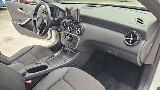 // 里程保證✦ 實車實價 //✧˳⁺⁎ HID 頭燈亮晶晶✧ᵕ̈ 夜裡開車不怕暗影 ˚ෆ*₊漂亮好車౨ৎ讓你 即刻擁有  第12張相片