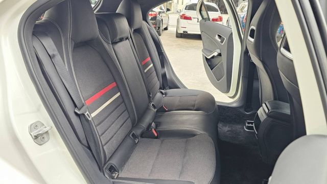 // 里程保證✦ 實車實價 //✧˳⁺⁎ HID 頭燈亮晶晶✧ᵕ̈ 夜裡開車不怕暗影 ˚ෆ*₊漂亮好車౨ৎ讓你 即刻擁有  第16張相片