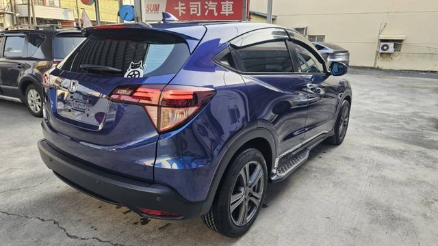 最夯的 ౨ৎ  時尚 輕休旅車 ✧ᵕ̈ ˚  ✅恆溫空調 ✅定速 ✅倒車顯影 ✅倒車雷達 ✅I-KEY免鑰✅摸門  第7張相片