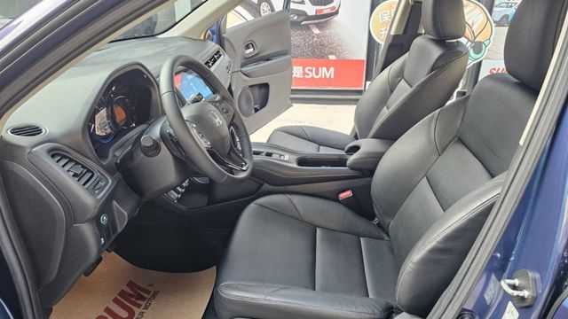 最夯的 ౨ৎ  時尚 輕休旅車 ✧ᵕ̈ ˚  ✅恆溫空調 ✅定速 ✅倒車顯影 ✅倒車雷達 ✅I-KEY免鑰✅摸門  第10張相片