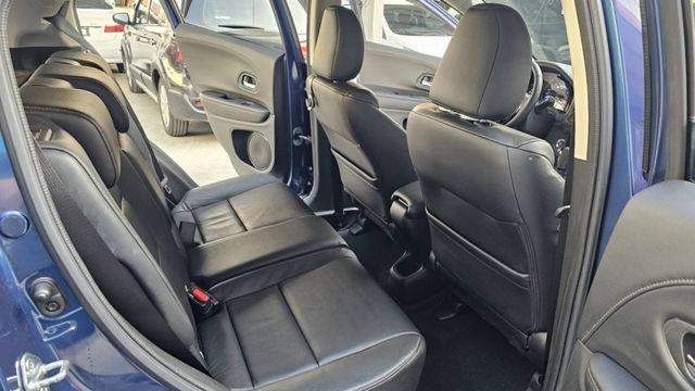 最夯的 ౨ৎ  時尚 輕休旅車 ✧ᵕ̈ ˚  ✅恆溫空調 ✅定速 ✅倒車顯影 ✅倒車雷達 ✅I-KEY免鑰✅摸門  第15張相片