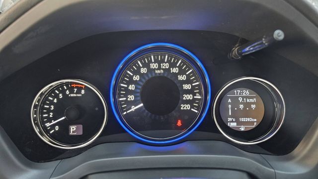 最夯的 ౨ৎ  時尚 輕休旅車 ✧ᵕ̈ ˚  ✅恆溫空調 ✅定速 ✅倒車顯影 ✅倒車雷達 ✅I-KEY免鑰✅摸門  第18張相片