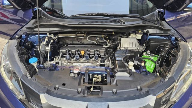 最夯的 ౨ৎ  時尚 輕休旅車 ✧ᵕ̈ ˚  ✅恆溫空調 ✅定速 ✅倒車顯影 ✅倒車雷達 ✅I-KEY免鑰✅摸門  第19張相片