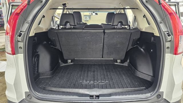 熱門休旅首選 ❱❱❱ 高CP值 ౨ৎ 實跑13萬KM ✧˳⁺⁎妥善率高✧ᵕ̈空間大˗ˏˋ家庭/通勤/旅遊都適合 ˚ෆ*₊  第14張相片