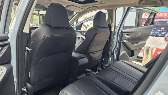 跨界休旅王者｜Subaru XV 2.0i-s絕對是許多車主指名度超高的選擇！實車比照片更漂亮！  第11張相片
