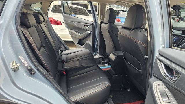 跨界休旅王者｜Subaru XV 2.0i-s絕對是許多車主指名度超高的選擇！實車比照片更漂亮！  第14張相片