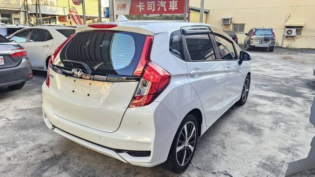 ˗ˏˋ 熱門都會神車 ˎˊ˗ 省油 ✦ 好開又保值 ✦ 車身小巧✧ᵕ̈ 市區停車更輕鬆✅盲點偵測✅倒車顯影✅IKEY免鑰  第7張相片