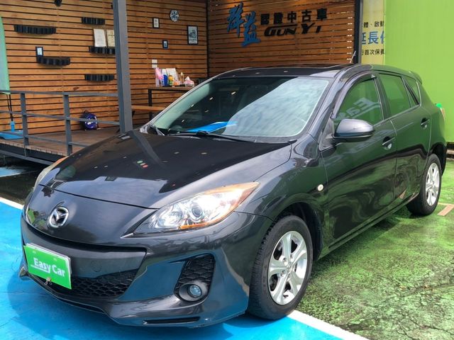 汽車圖片 1張相片中古車 群馬14 Mazda3 5門掀背小改款1 6 天窗 Mazda 馬自達 3 桃園市 Findcar 找車網
