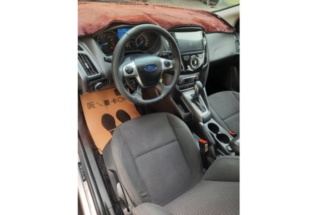 Ford FOCUS  第4張相片