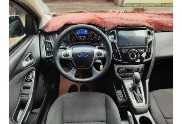 Ford FOCUS  第5張相片