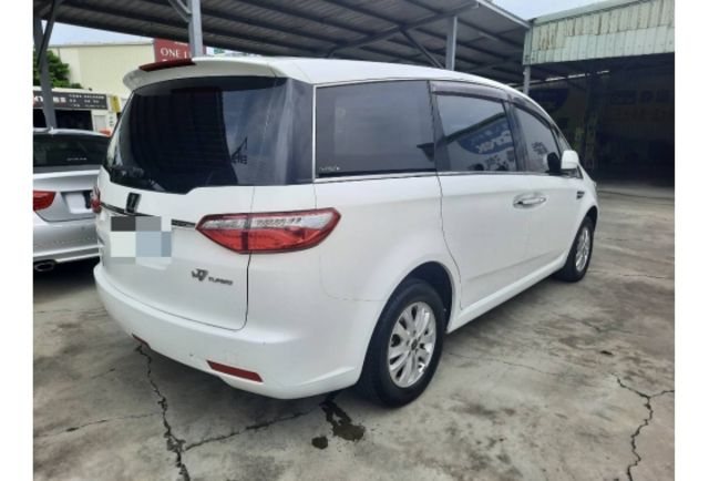 LUXGEN M7  ECO HYPER  第9張相片