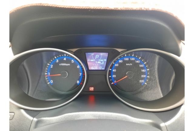Hyundai I35  第7張相片