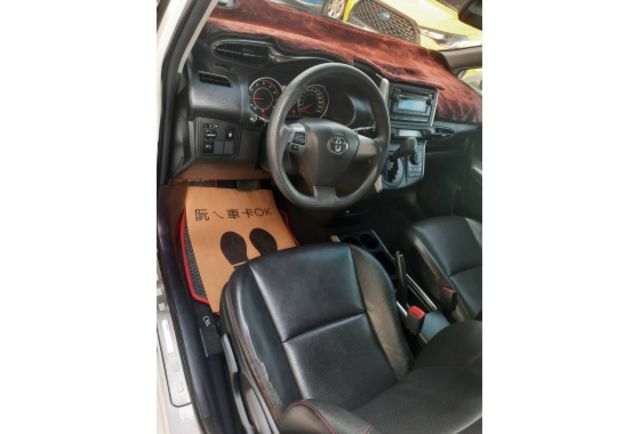 Toyota WISH  第6張相片