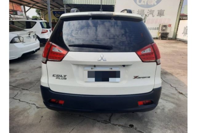 一手優質車，買到掙到，心動趕快預約看實車  第12張相片